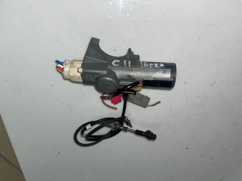 Замок зажигания Nissan Tiida