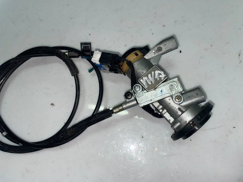 Замок зажигания Volvo V40 VW17