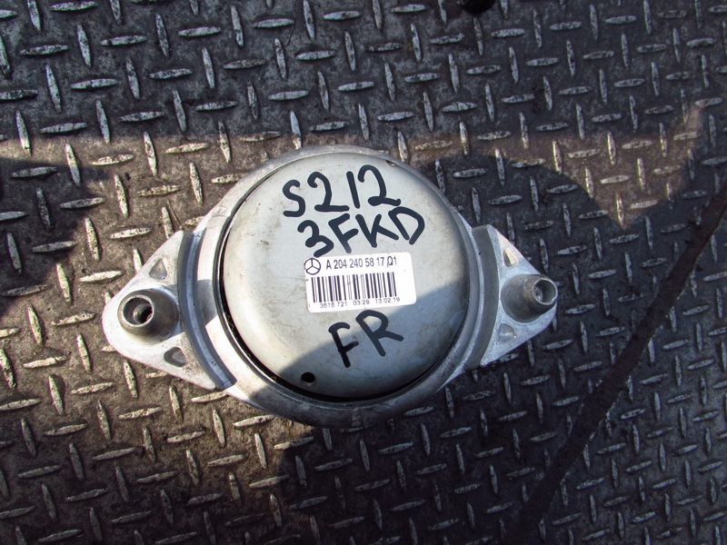 Подушка двигателя Mercedes-benz E-class S212