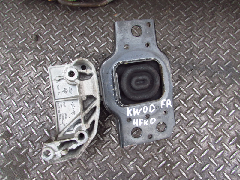 Подушка двигателя Renault Kangoo