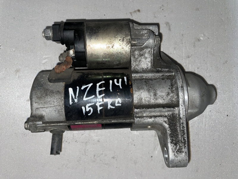 Стартер Toyota Corolla Fielder NZE141
