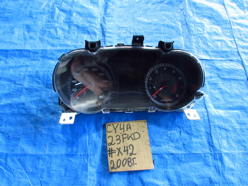 Спидометр Mitsubishi Lancer