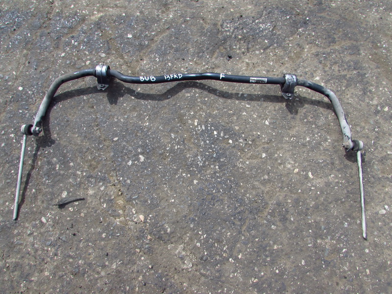 Стабилизатор Audi Q3