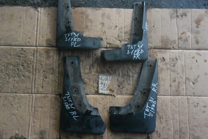 Брызговики комплект Nissan X-Trail TNT31