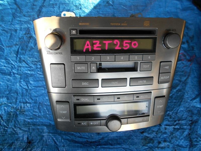 Блок управления климат-контролем Toyota Avensis AZT250