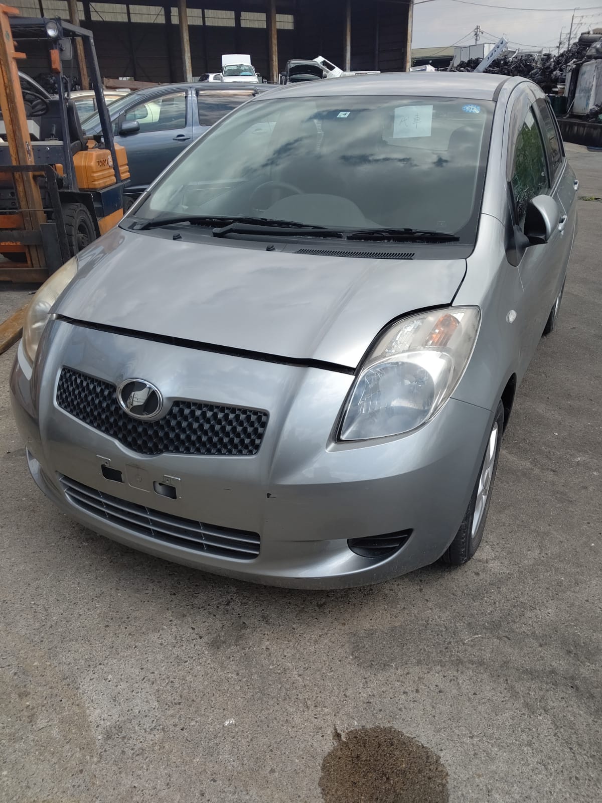 Toyota Vitz SCP90