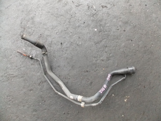 Горловина топливного бака Toyota Wish