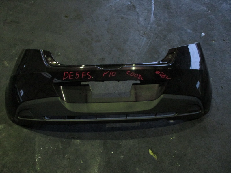 Бампер Mazda Demio