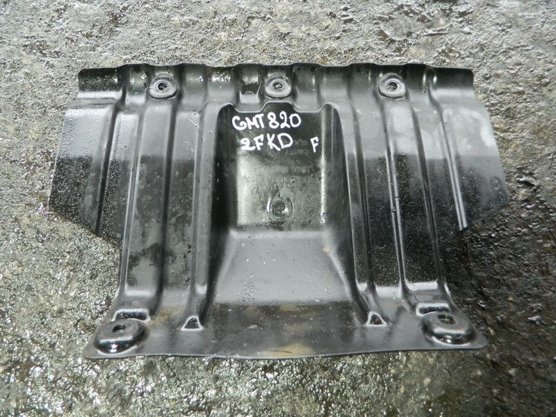 Защита двигателя Cadillac Escalade GMT820