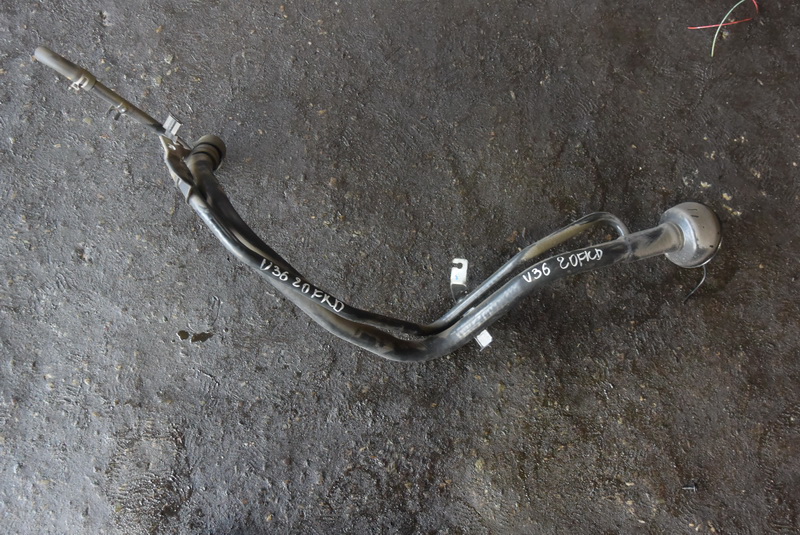 Горловина топливного бака Nissan Skyline V36