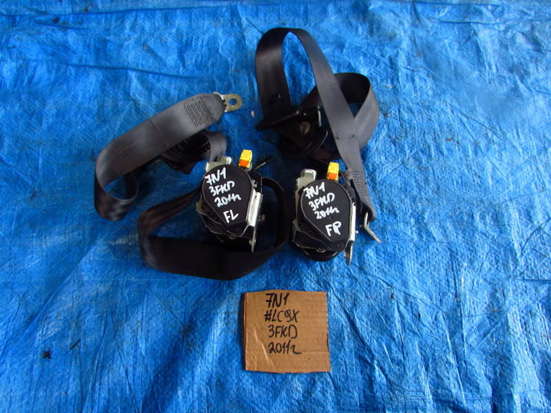 Ремень безопасности Volkswagen Sharan 7N1