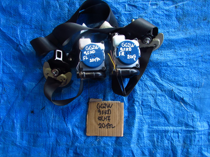 Ремень безопасности Mitsubishi Outlander