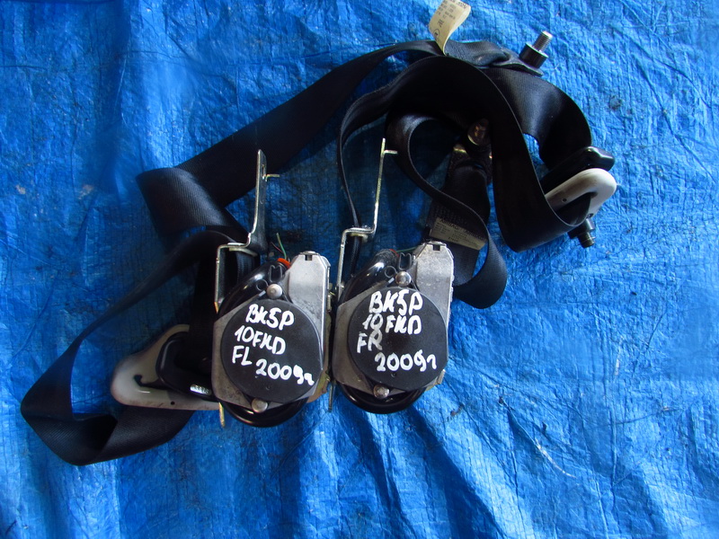 Ремень безопасности Mazda Axela BK5P