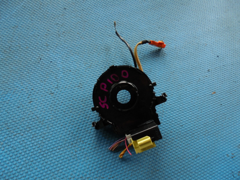 Шлейф подрулевой Toyota Ractis