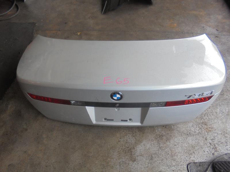 Крышка багажника BMW 7-series