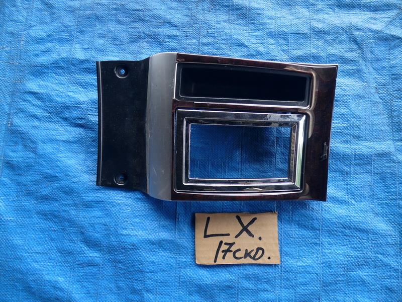 Пластик салона Chrysler 300c LX