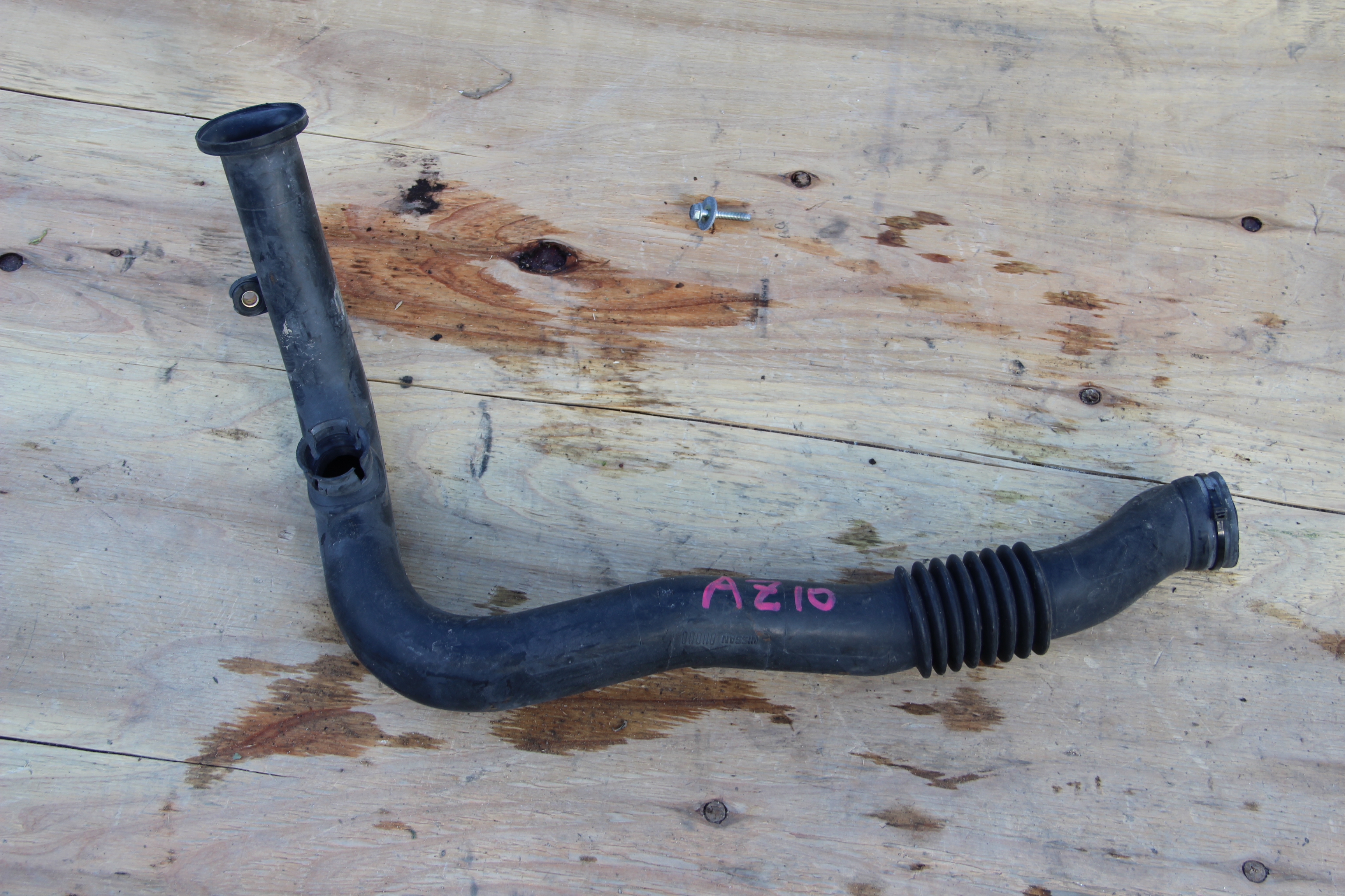 Патрубок Nissan Cube AZ10