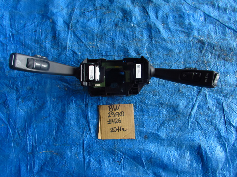 Подрулевой переключатель Volvo V70