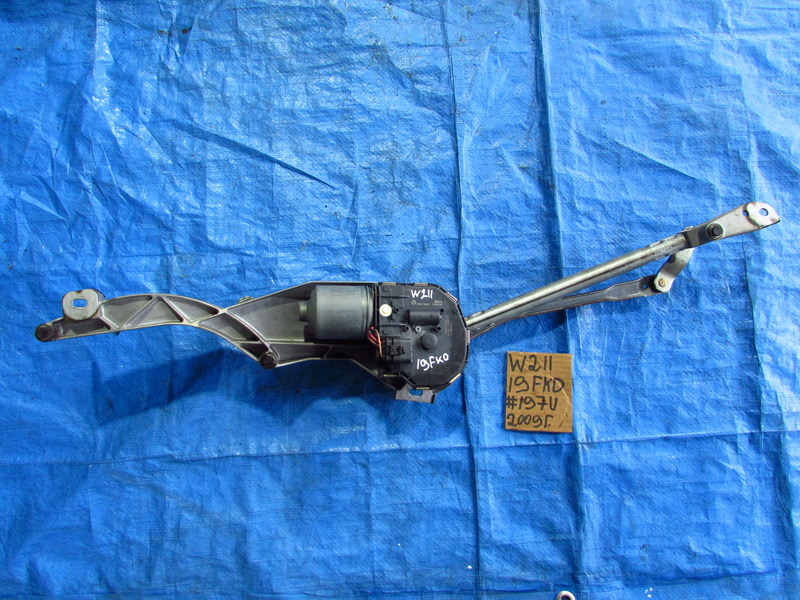 Трапеция дворников Mercedes-benz E-class