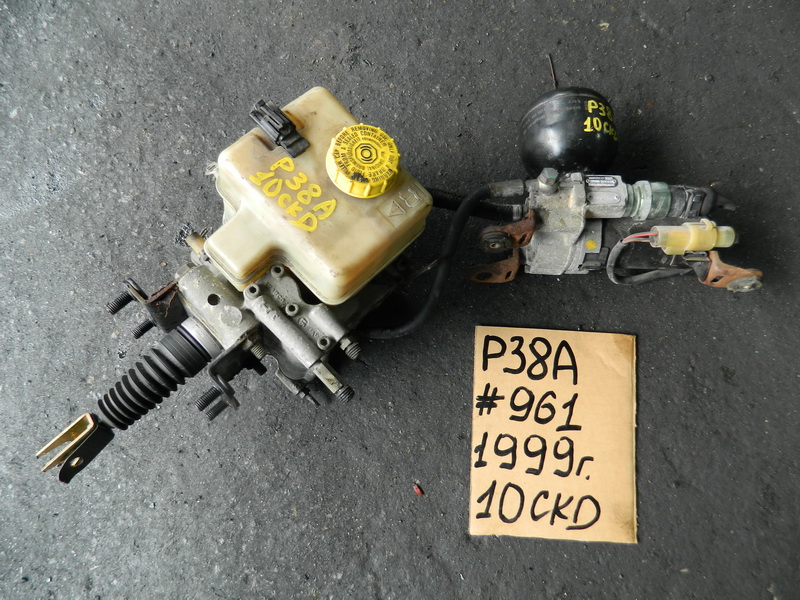 Насос вакуумный Land Rover Range Rover P38A