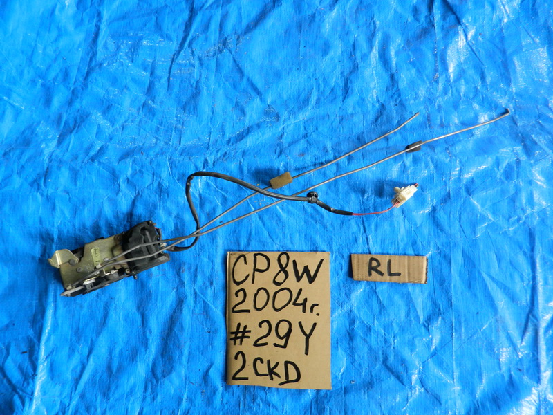 Замок двери Mazda Premacy