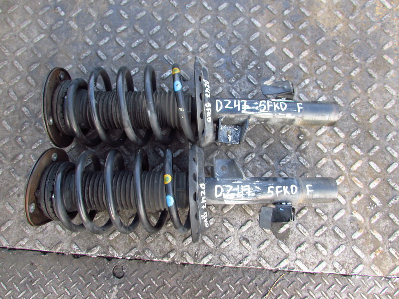 Стойка Volvo Xc60