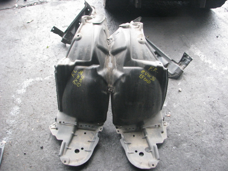 Подкрылок Toyota Prius