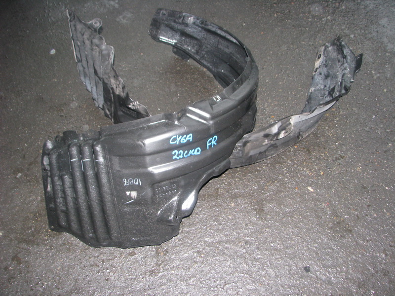 Подкрылок Mitsubishi Lancer CY6A