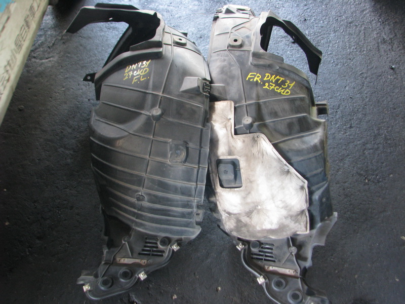 Подкрылок Nissan X-Trail