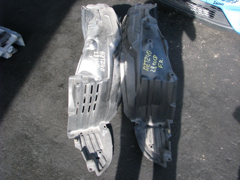 Подкрылок Toyota Premio