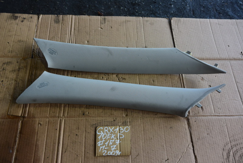 Накладка на стойку кузова Toyota Mark X GRX130