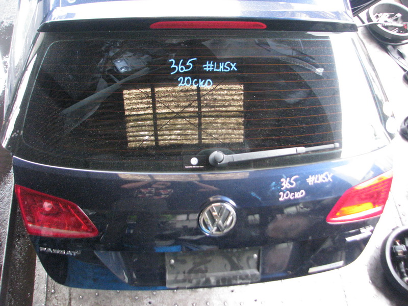 Дверь задняя Volkswagen Passat