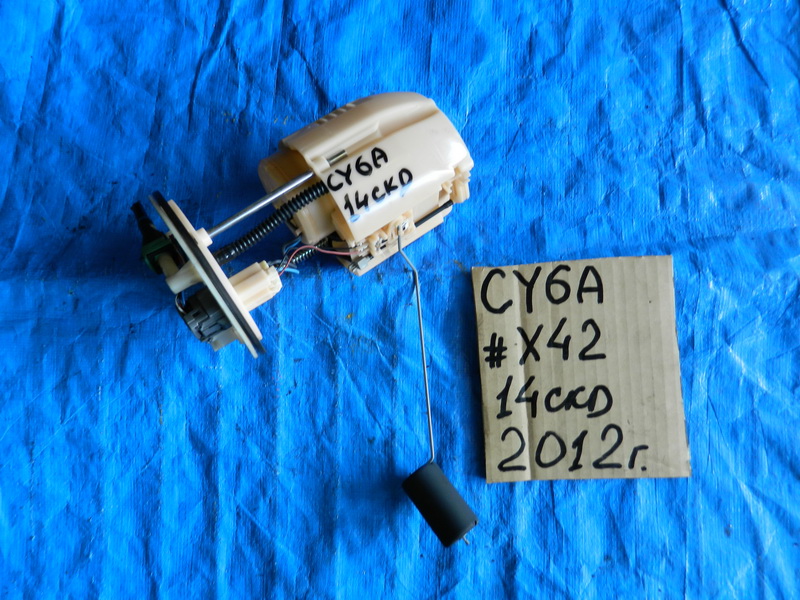 Топливный насос Mitsubishi Lancer CY6A