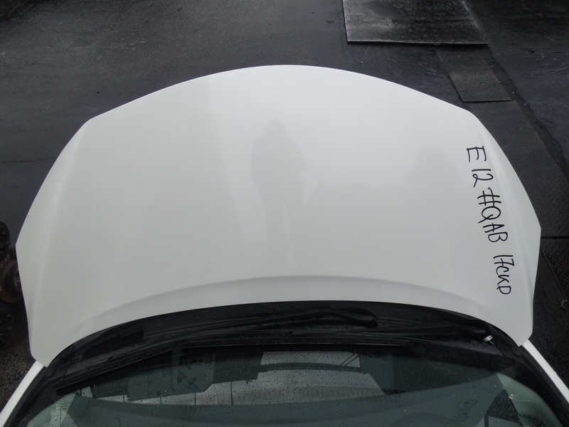 Капот Nissan Note