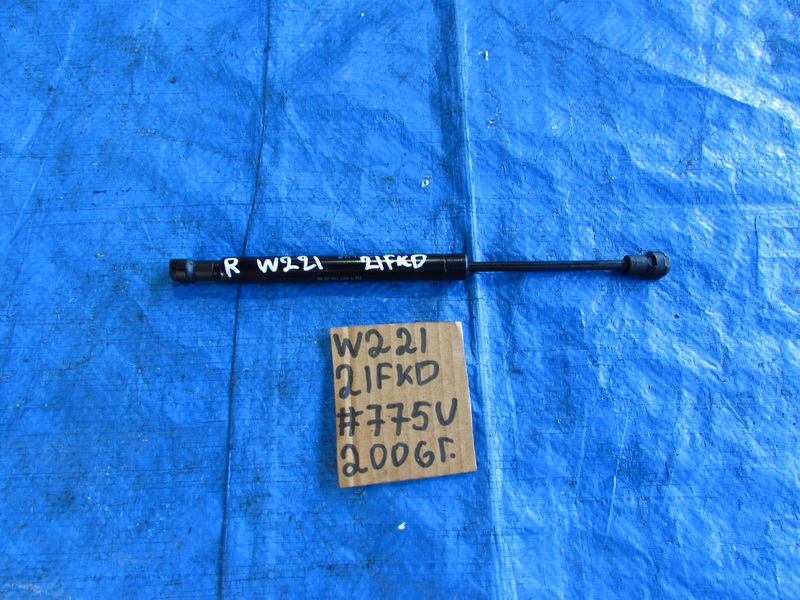 Амортизатор задней двери Mercedes-benz S-class