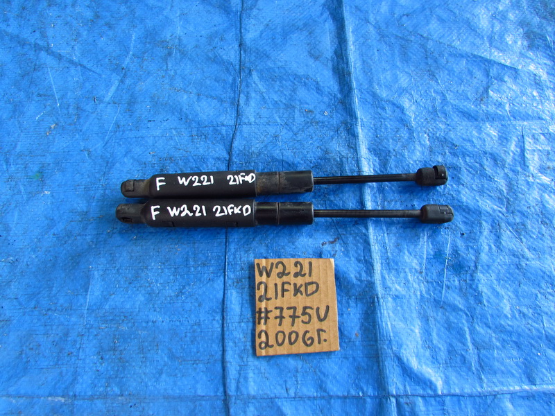 Амортизатор капота Mercedes-benz S-class W221