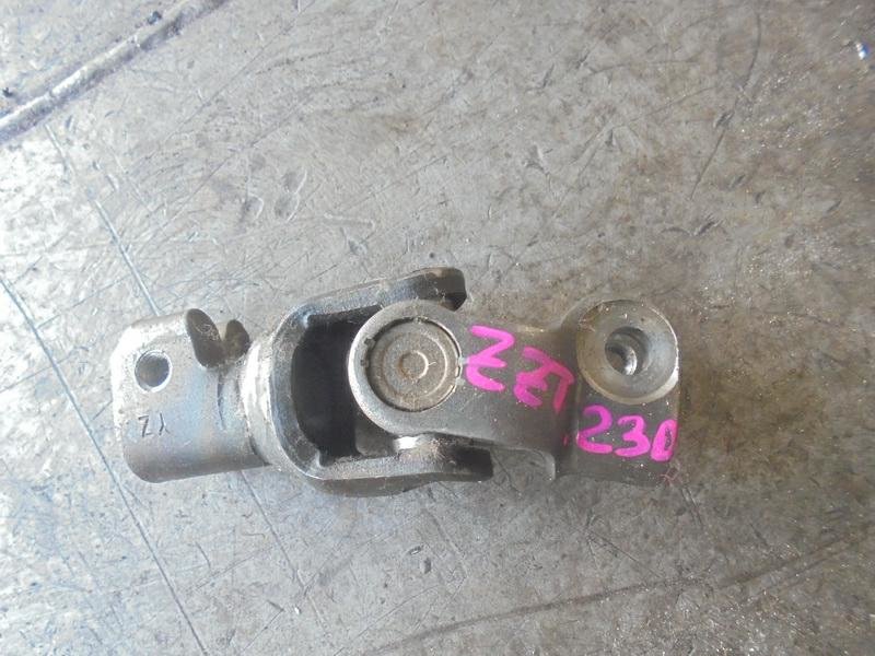 Рулевой карданчик Toyota Celica