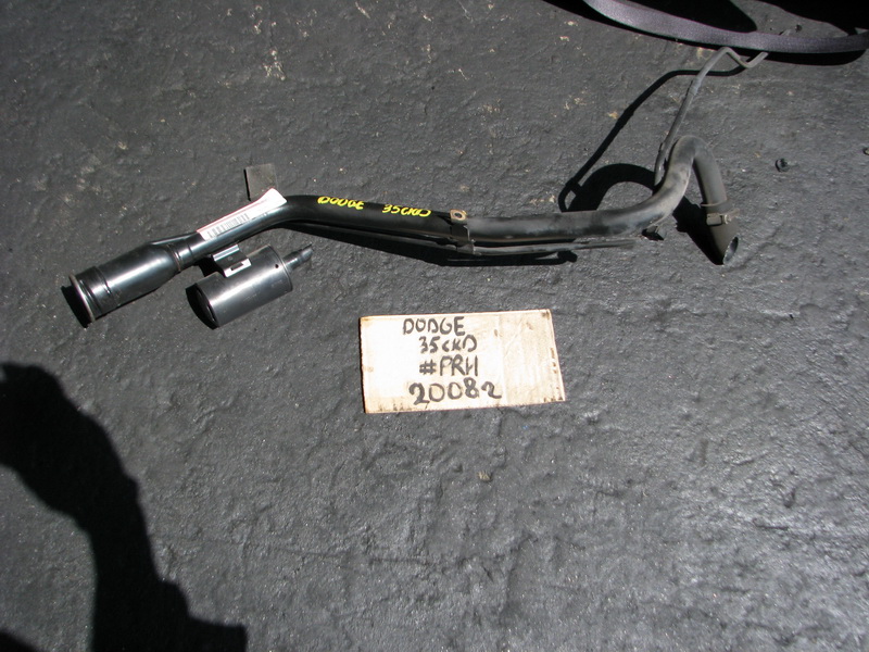 Горловина топливного бака Dodge Journey 