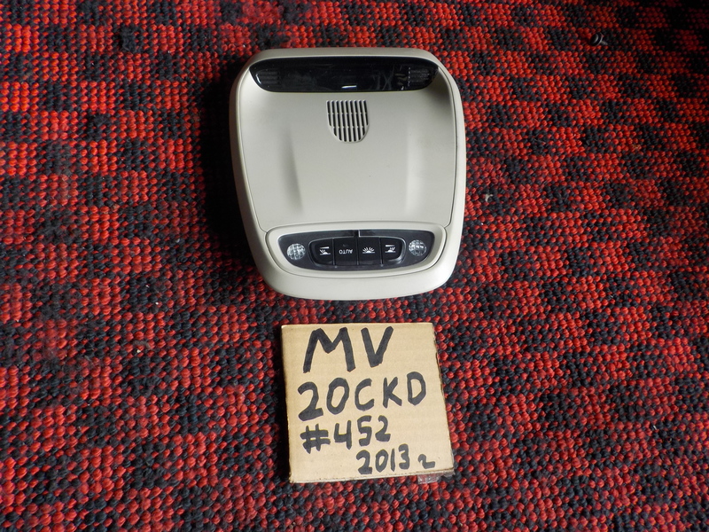 Плафон салона Volvo V40