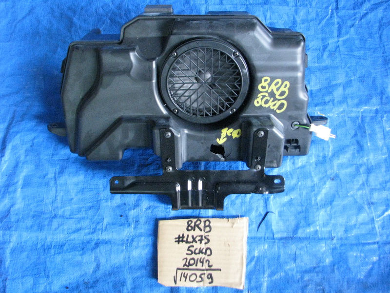 Сабвуфер Audi Q5 8RB