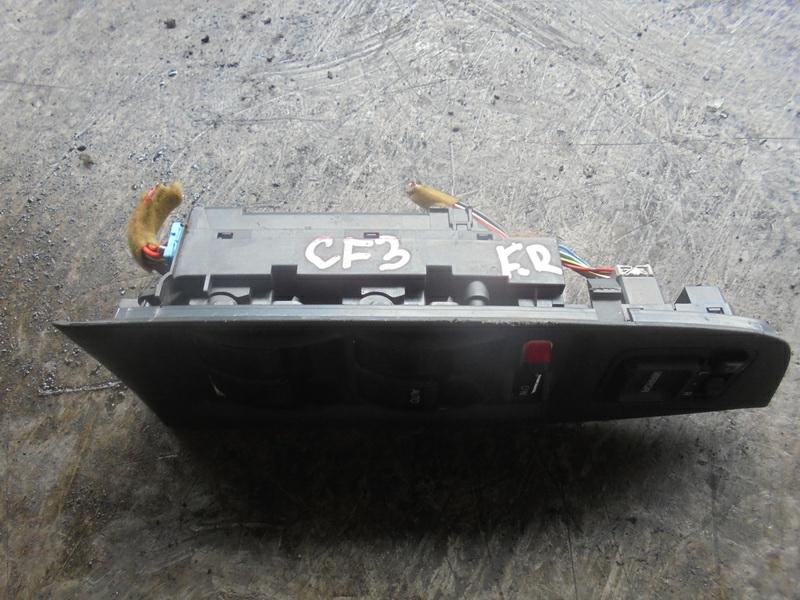 Блок управления стеклоподьемниками Honda Accord