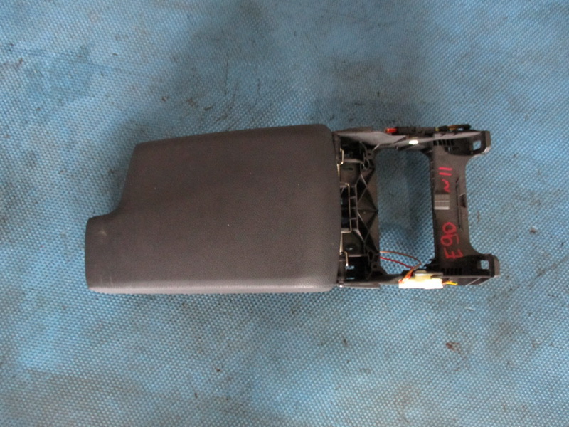 Подлокотник BMW 3-series