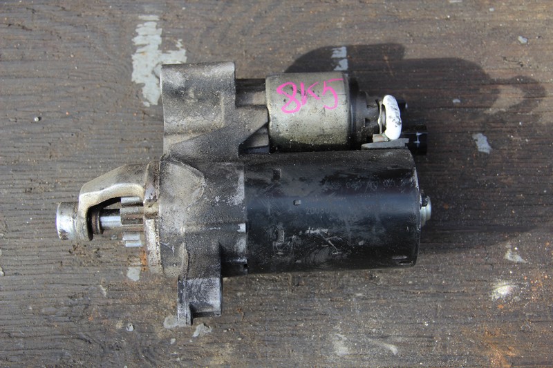 Стартер Audi A4