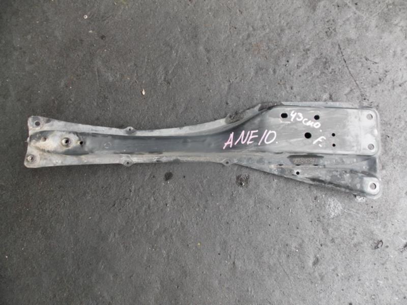 Балка под ДВС Toyota Wish