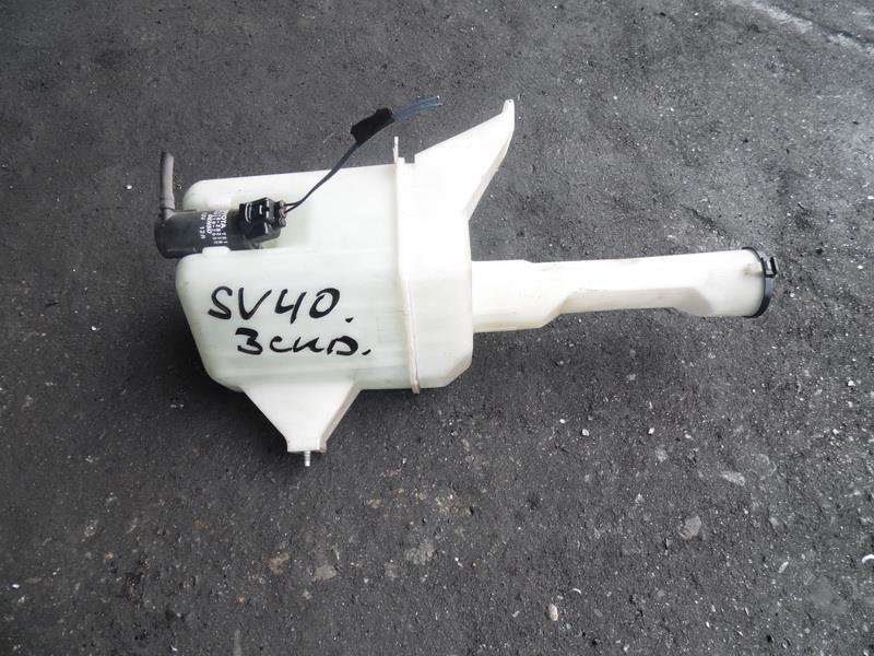 Бачок стеклоомывателя Toyota Camry