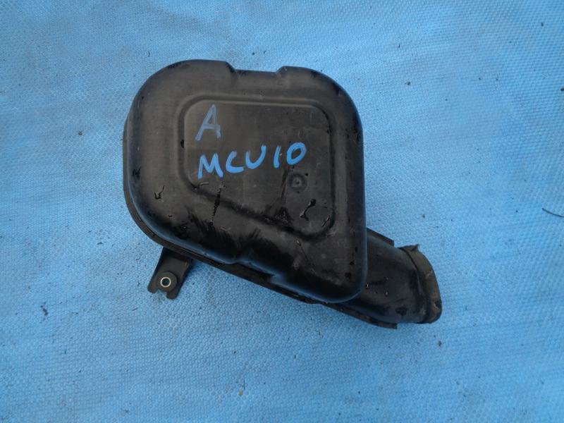 Воздухозаборник Toyota Harrier