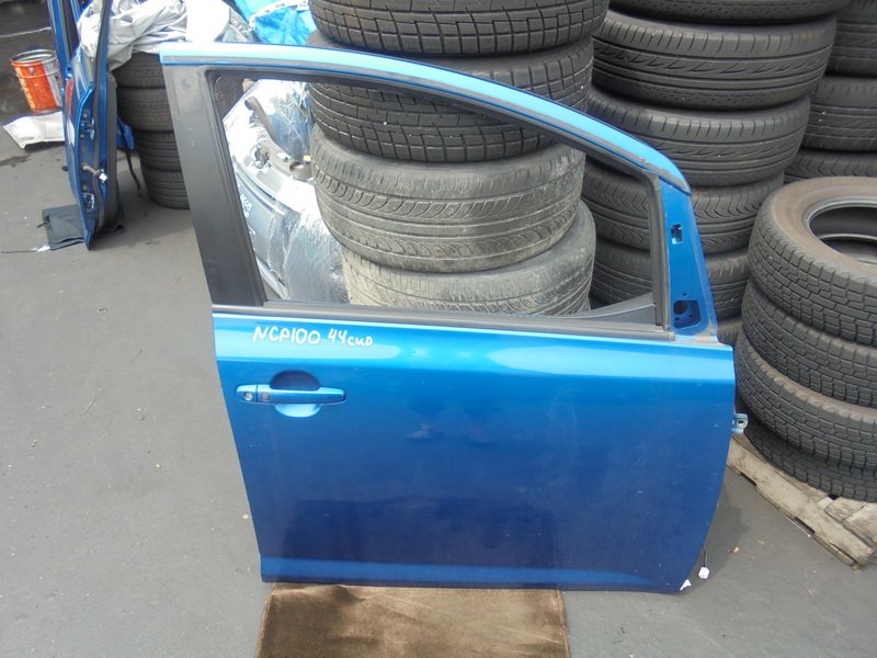 Дверь Toyota Ractis