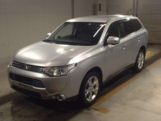 Mitsubishi Outlander GF8W