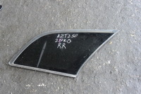 Стекло собачника Toyota Avensis AZT250