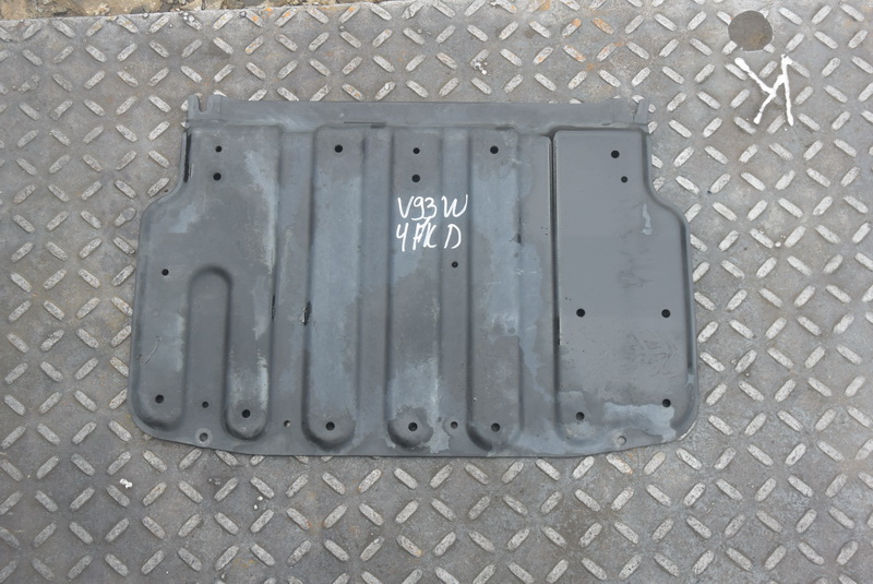 Защита двигателя Mitsubishi Pajero V93W